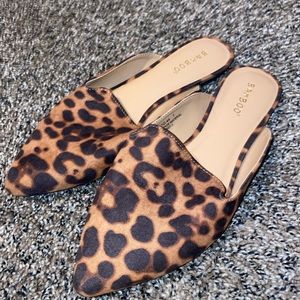 animal print slip on pointed shoes
